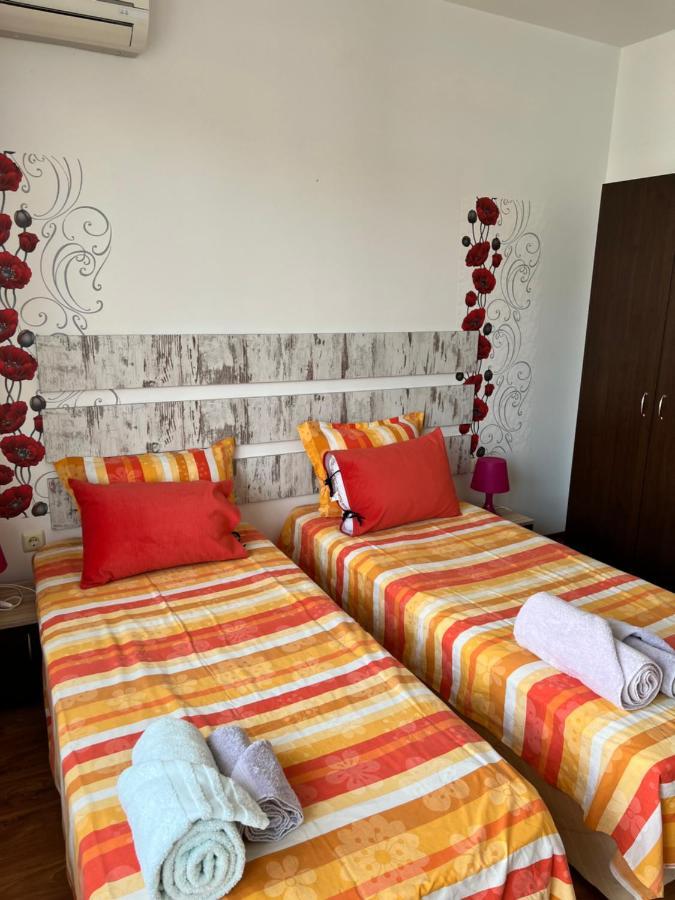 Orange Apartments Pomorie Exterior photo