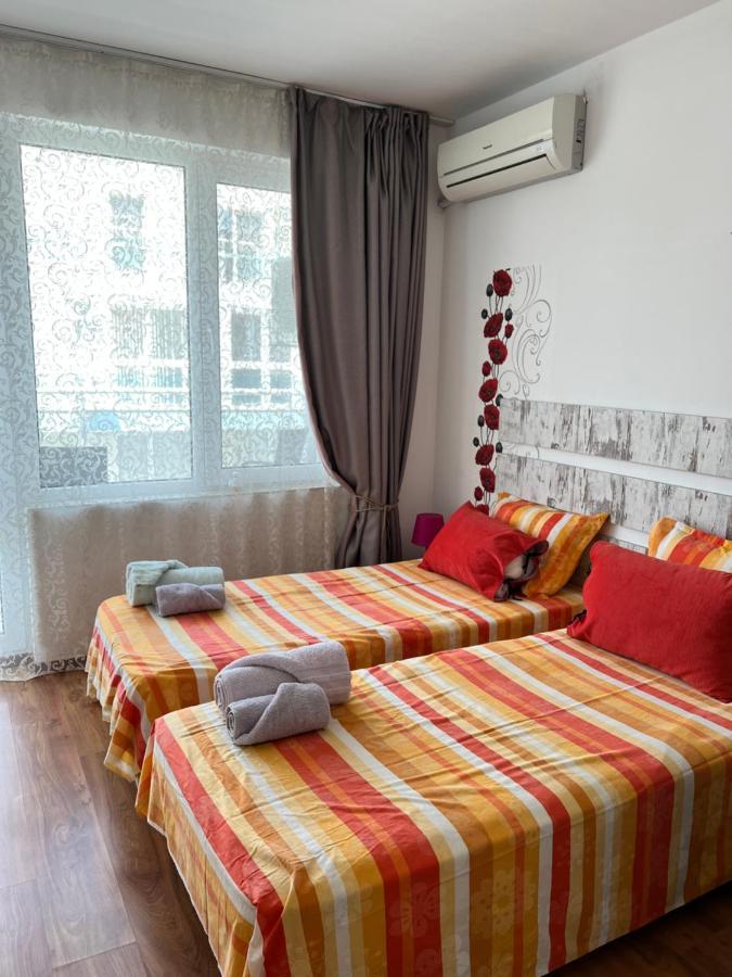 Orange Apartments Pomorie Exterior photo