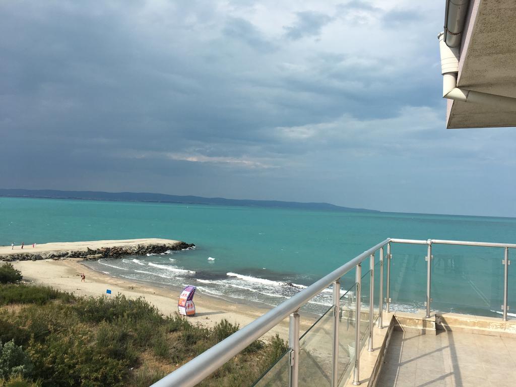 Orange Apartments Pomorie Exterior photo